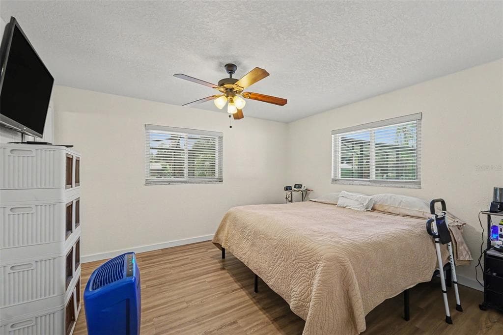 8639 GREEN STREET photo 11