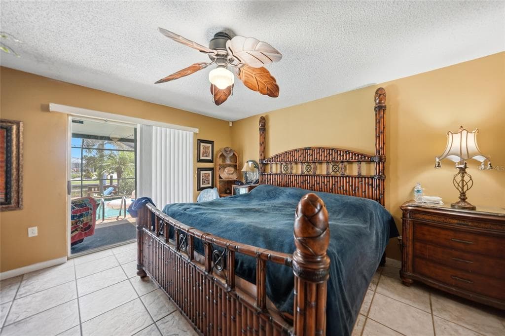 21078 EDGEWATER DRIVE photo 13