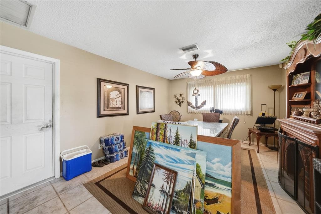 21078 EDGEWATER DRIVE photo 12