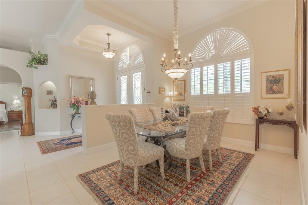 39 WELLSTREAM LANE photo 23