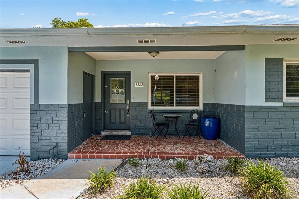 3282 HONEYSUCKLE RD photo 12