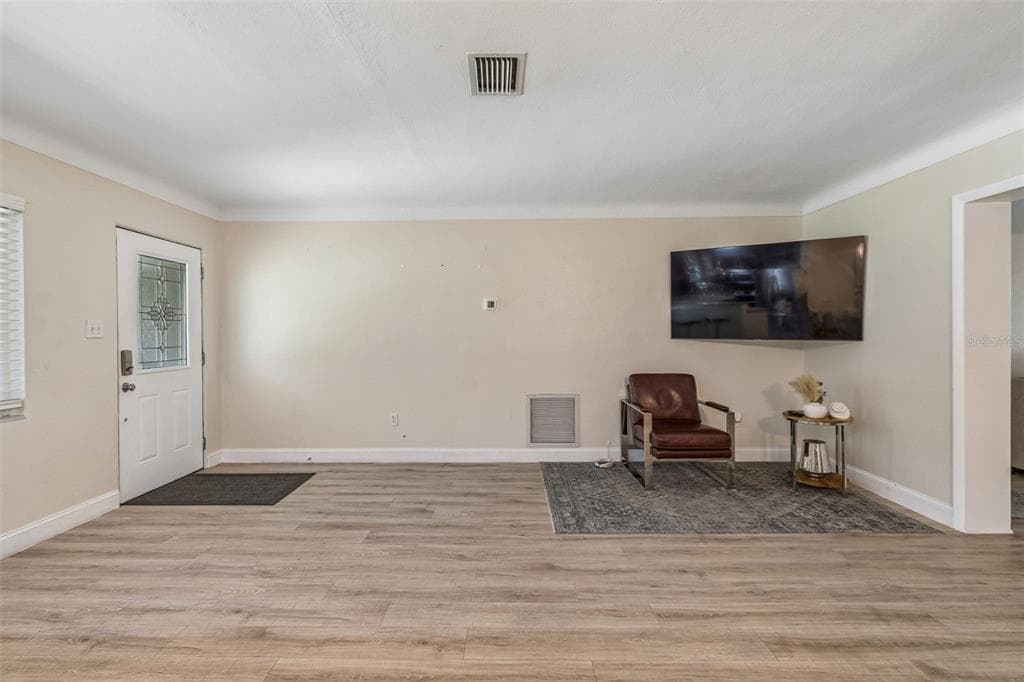 3282 HONEYSUCKLE RD photo 18