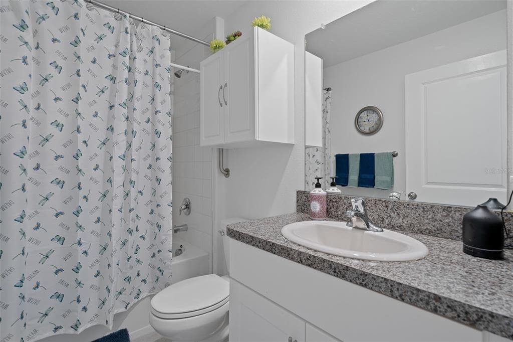 14055 WEDDINGTON TERRACE photo 24