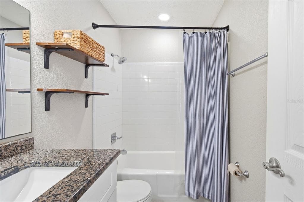 4725 COQUINA KEY DRIVE SE D photo 20