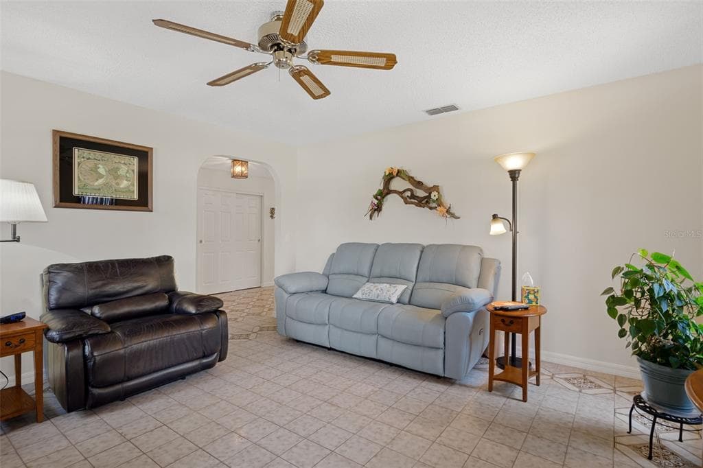 15602 CENTURY DRIVE photo 16