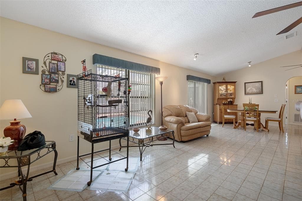 15602 CENTURY DRIVE photo 20