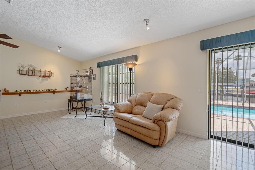 15602 CENTURY DRIVE photo 19