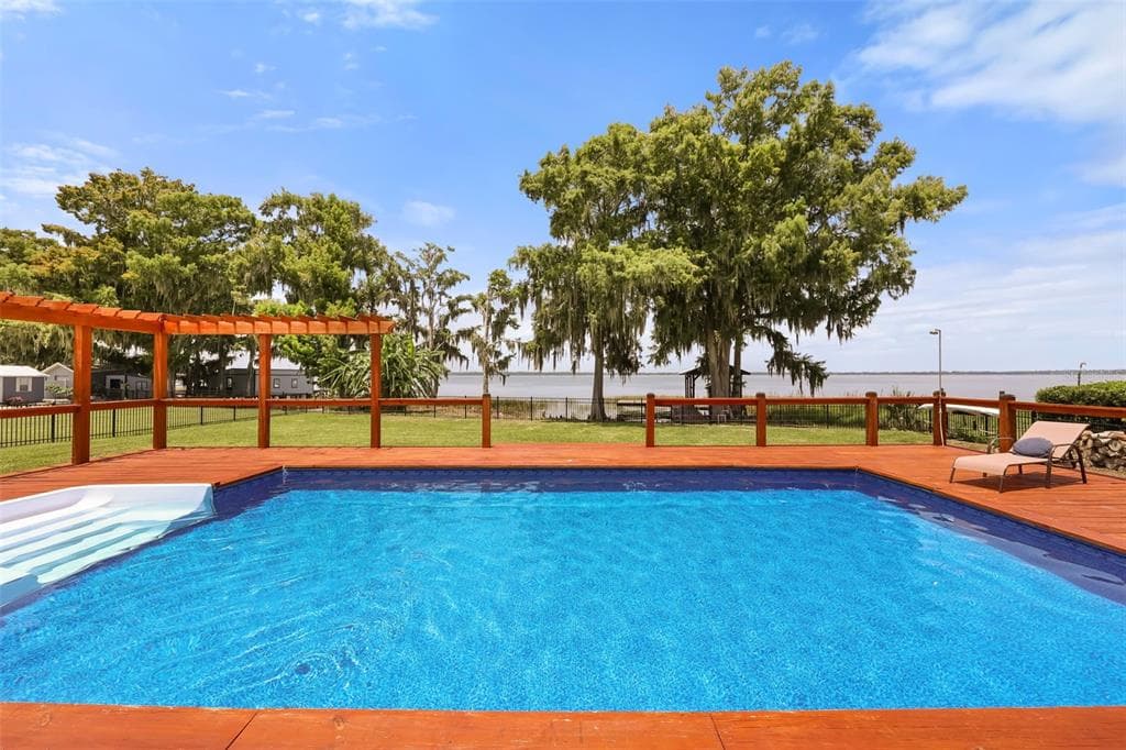 32749 LAKE EUSTIS DRIVE 3