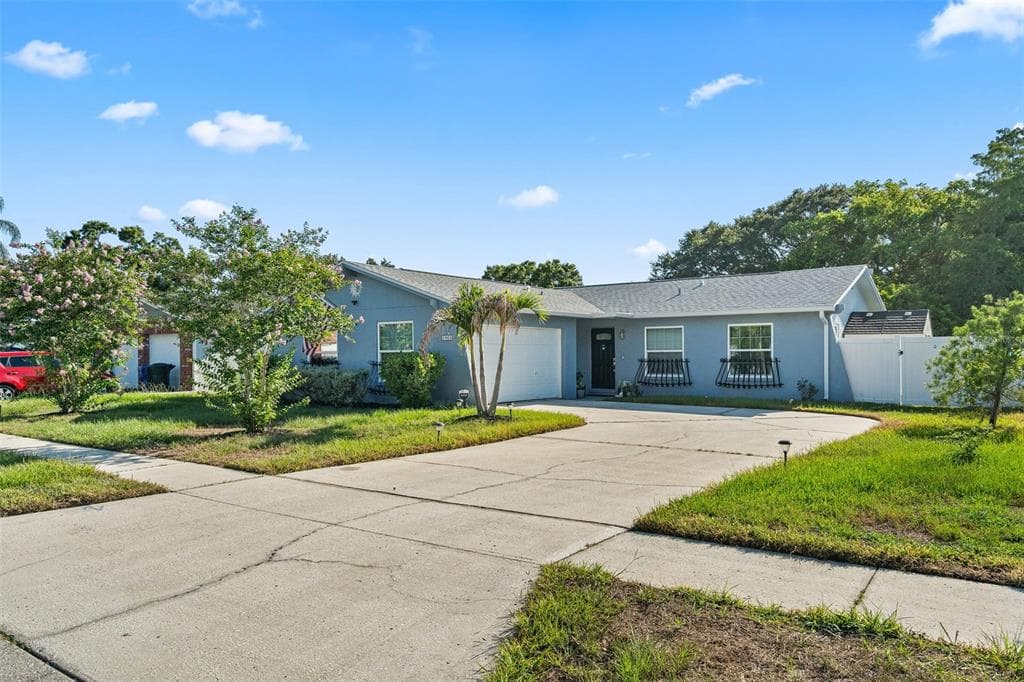 1468 SANDALWOOD DRIVE photo 2