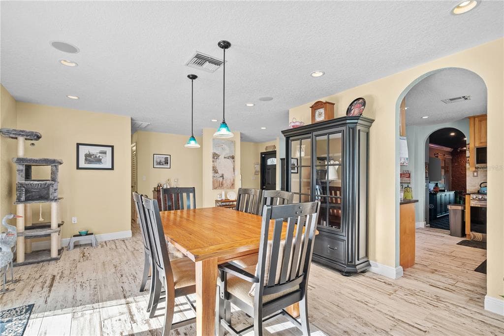 1468 SANDALWOOD DRIVE photo 19