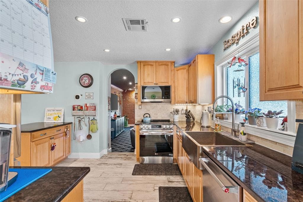 1468 SANDALWOOD DRIVE photo 8