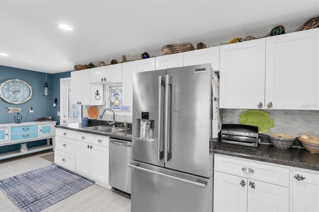 6630 TOWER DRIVE photo 15