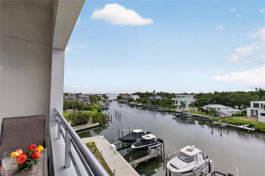 1709 N TAMIAMI TRAIL 505 photo 2