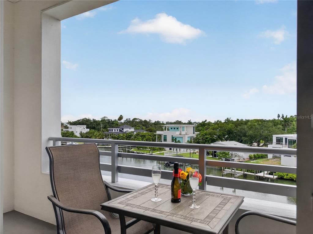 1709 N TAMIAMI TRAIL 505 photo 15
