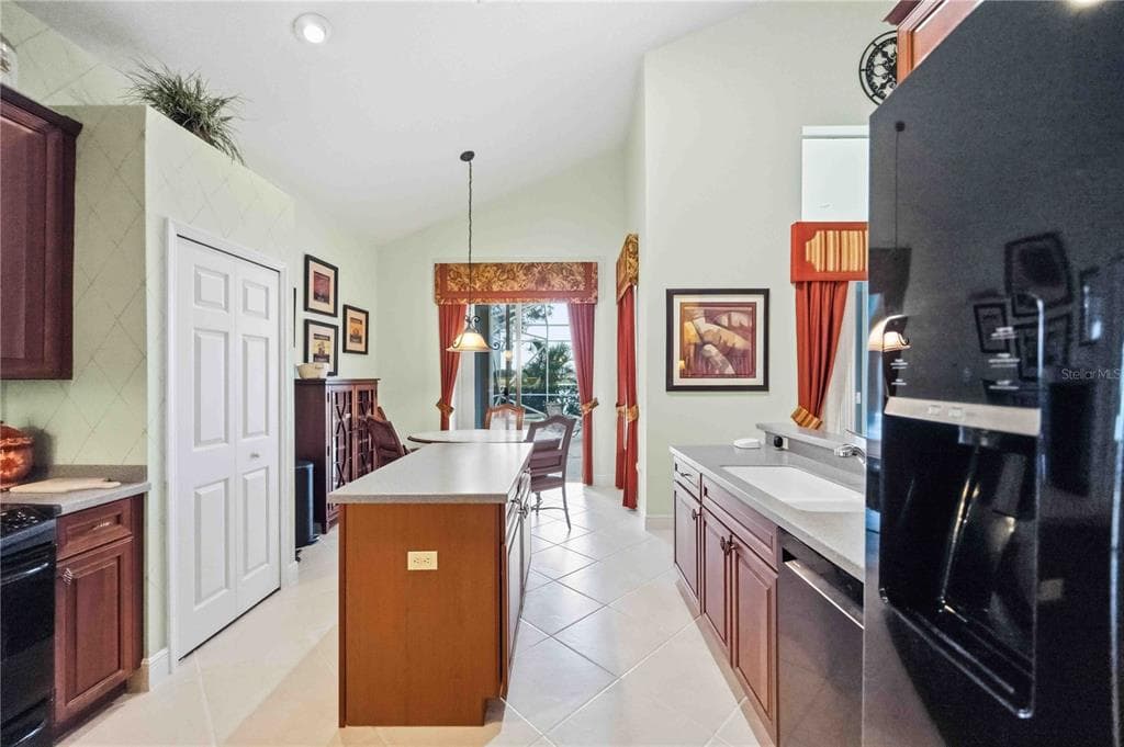 23138 COPPERLEAF DRIVE photo 5
