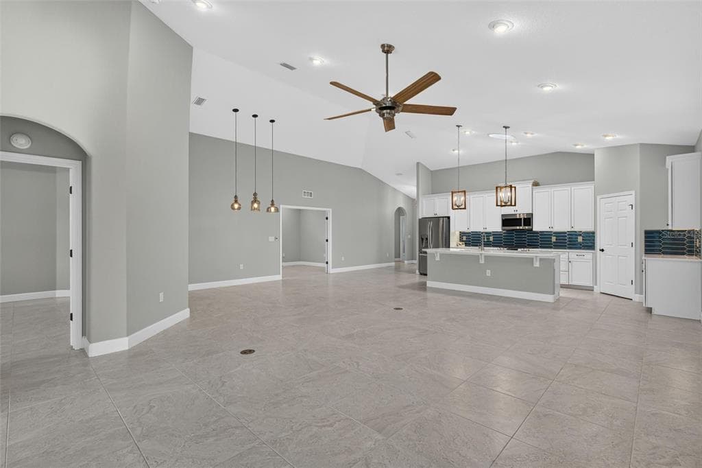 37 LAGOON WAY photo 10