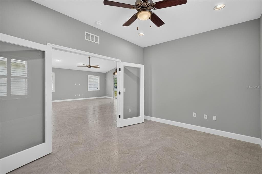 37 LAGOON WAY photo 25