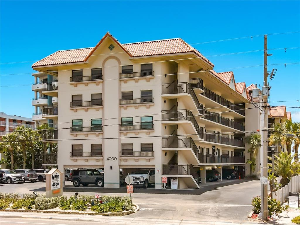 4000 GULF BOULEVARD 203 photo 4
