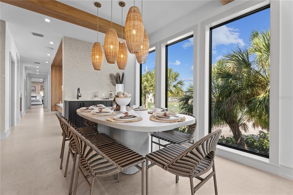411 PALM AVENUE photo 17