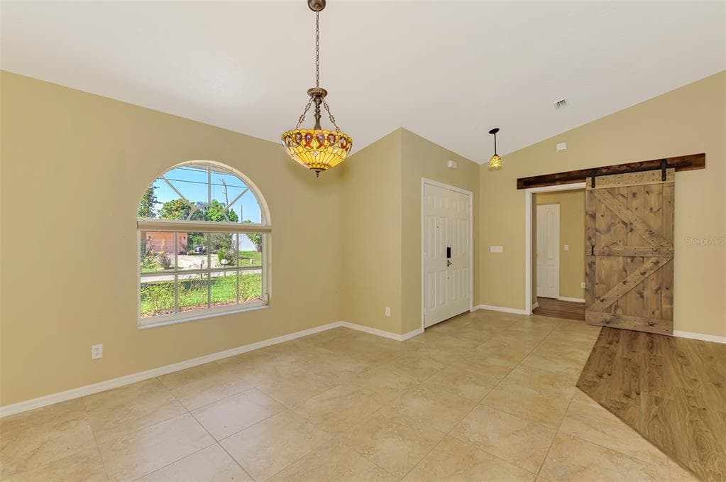 3706 SLAYTON AVENUE photo 17