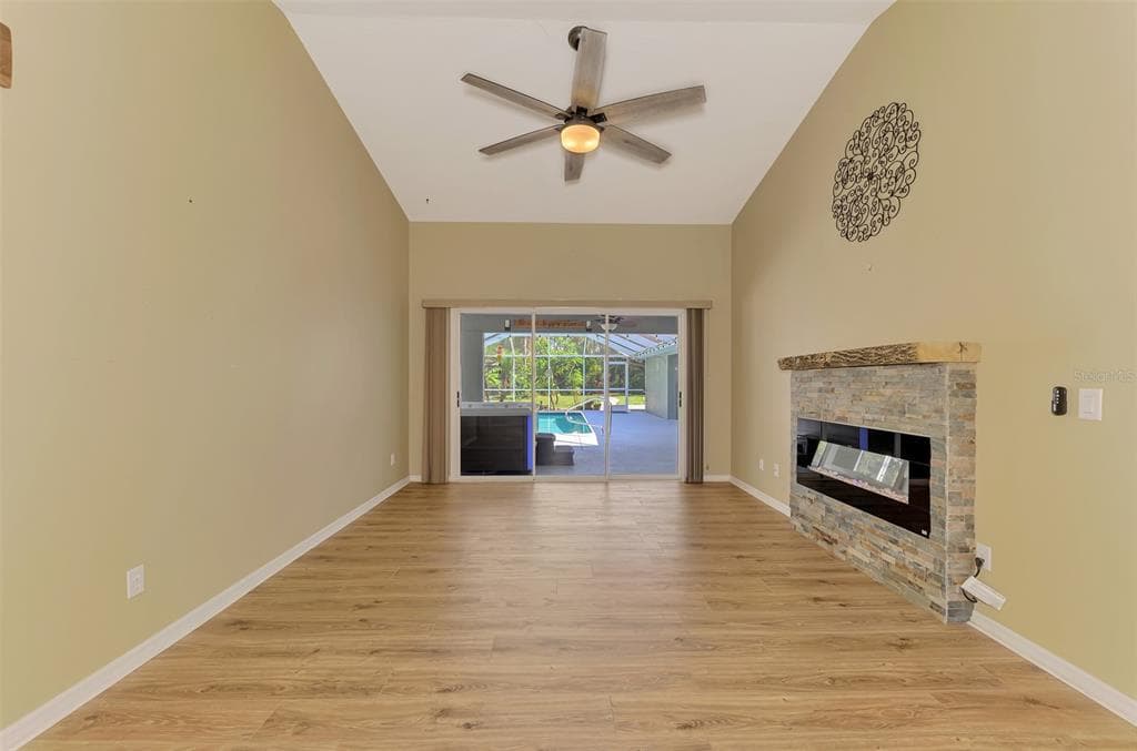 3706 SLAYTON AVENUE photo 12