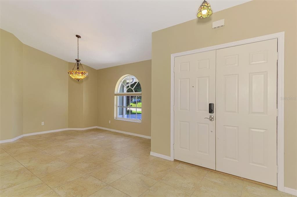 3706 SLAYTON AVENUE photo 10