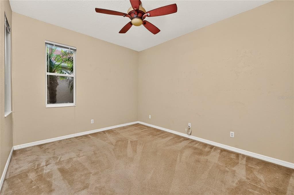 246 MESTRE PLACE photo 4