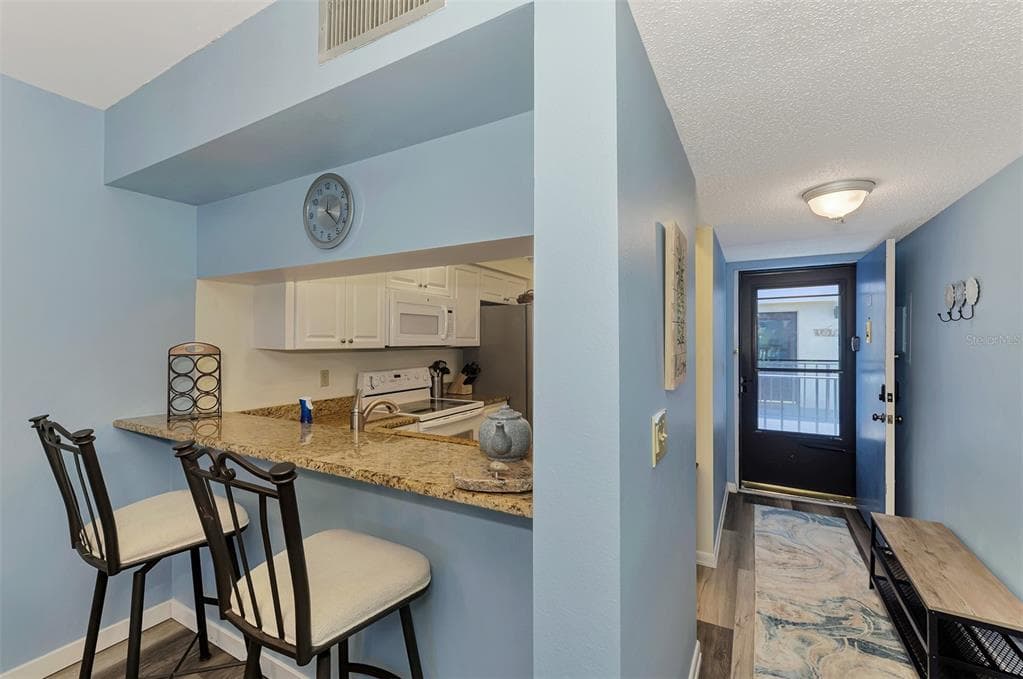 1551 BEACH ROAD 309 photo 22