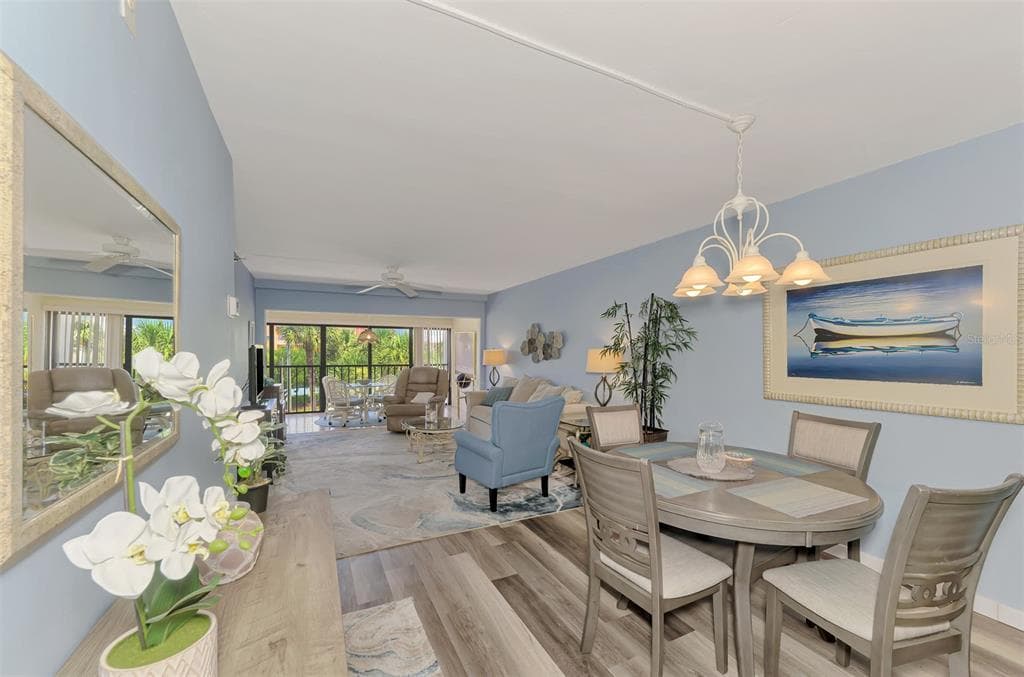 1551 BEACH ROAD 309 photo 14