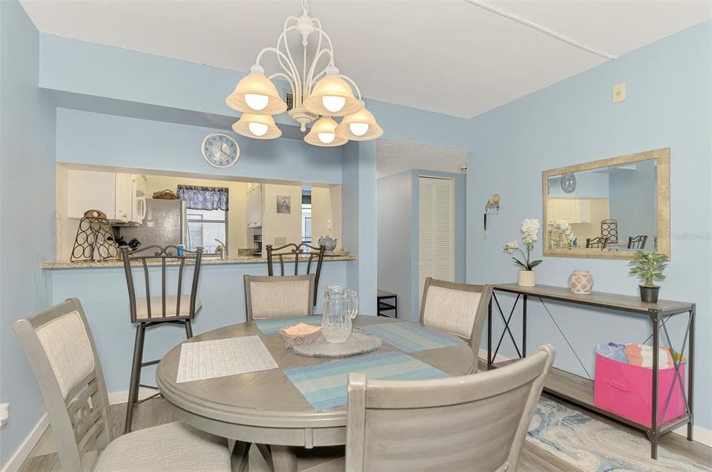 1551 BEACH ROAD 309 photo 21
