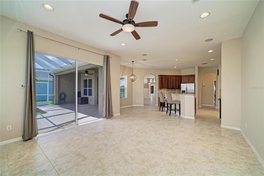 12626 30TH STREET CIRCLE E photo 9