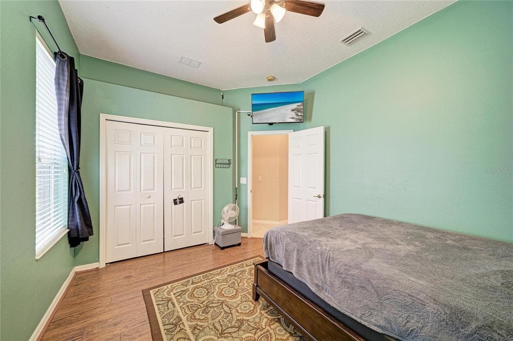 12626 30TH STREET CIRCLE E photo 18