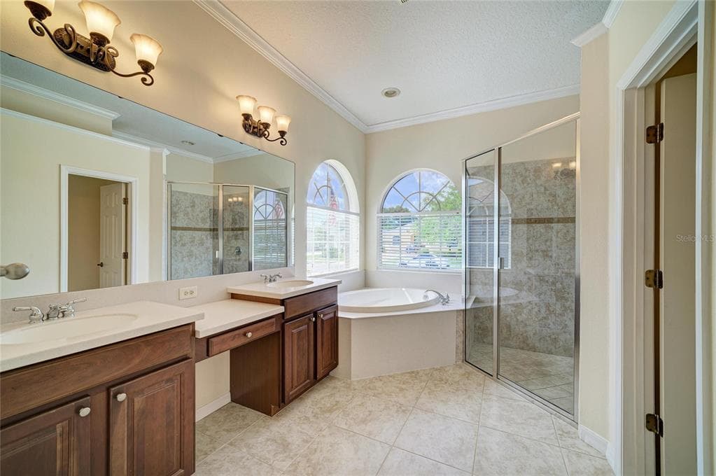 12626 30TH STREET CIRCLE E photo 15