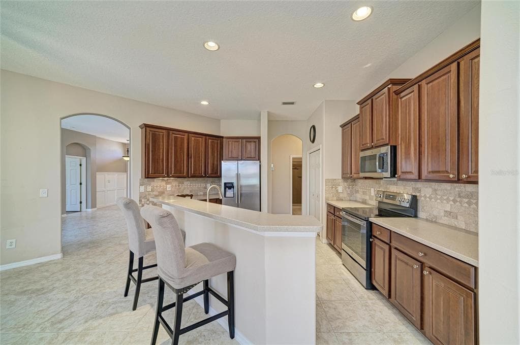 12626 30TH STREET CIRCLE E photo 8