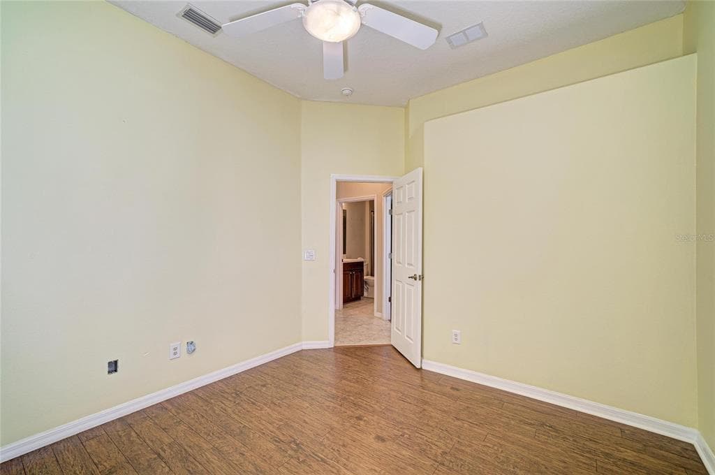 12626 30TH STREET CIRCLE E photo 21