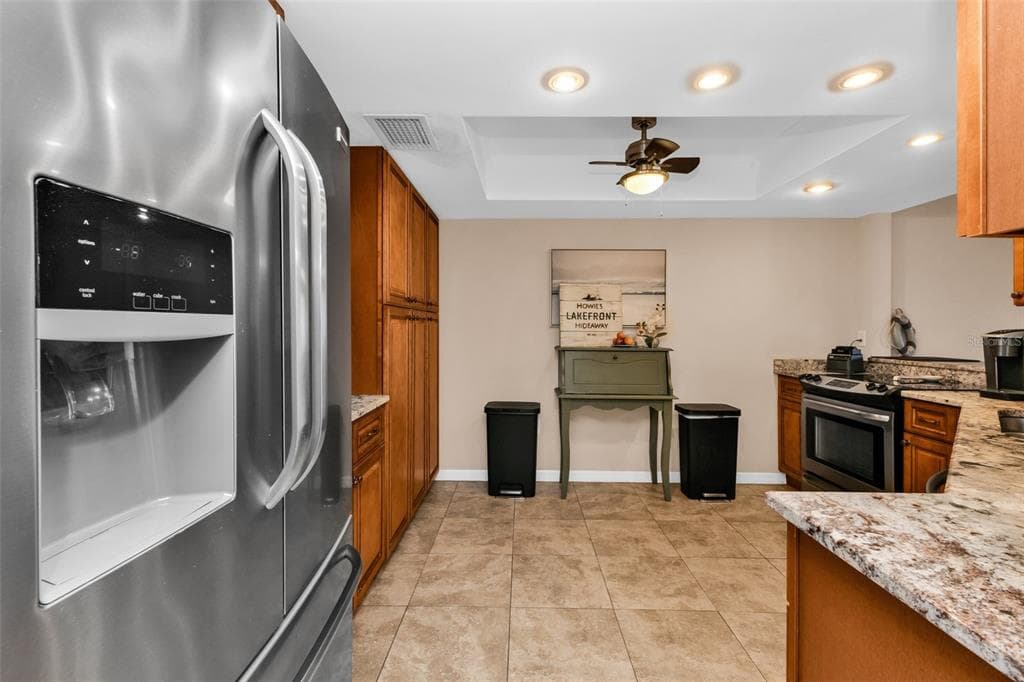 9050 MIDNIGHT PASS ROAD #1 4