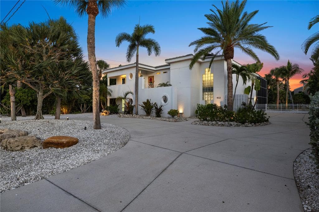 412 TREASURE BOAT WAY photo 1