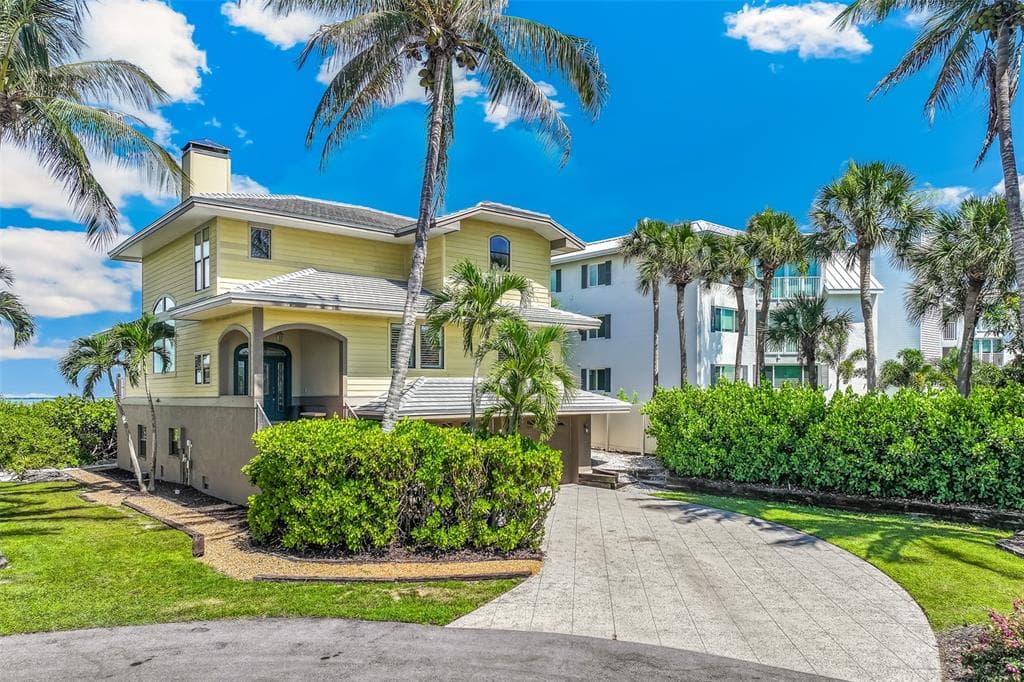 16776 GRANDE QUAY DRIVE 2