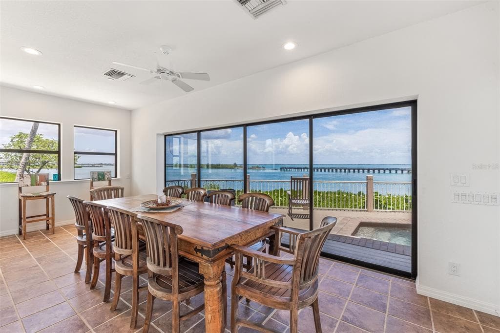 16776 GRANDE QUAY DRIVE photo 9