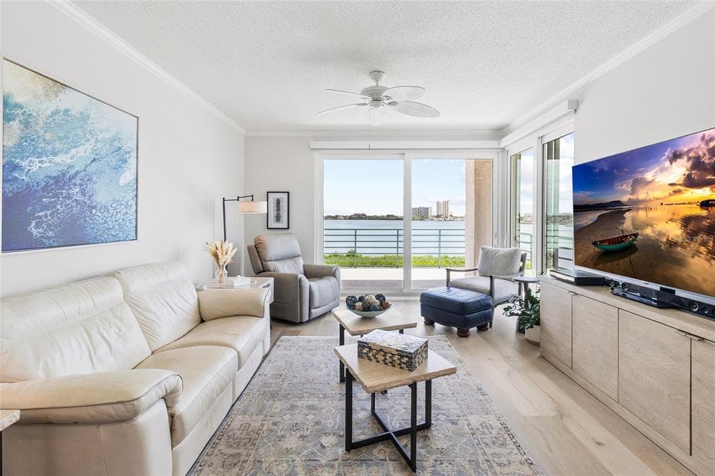8021 SAILBOAT KEY BOULEVARD S 106 photo 17
