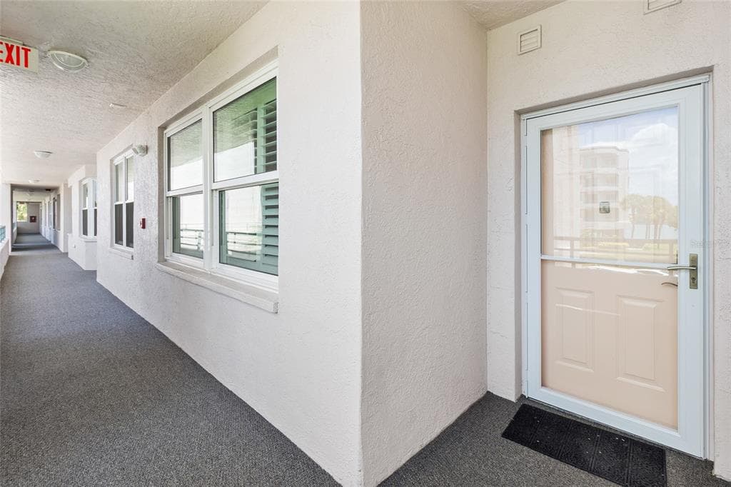 8021 SAILBOAT KEY BOULEVARD S #106 4