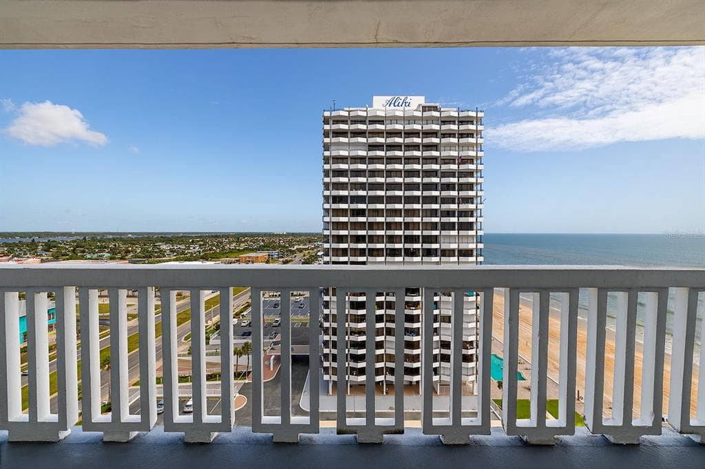 2800 N ATLANTIC AVENUE 1409 photo 16