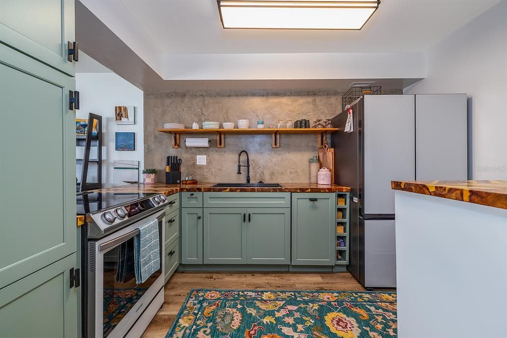 2800 N ATLANTIC AVENUE 1409 photo 7