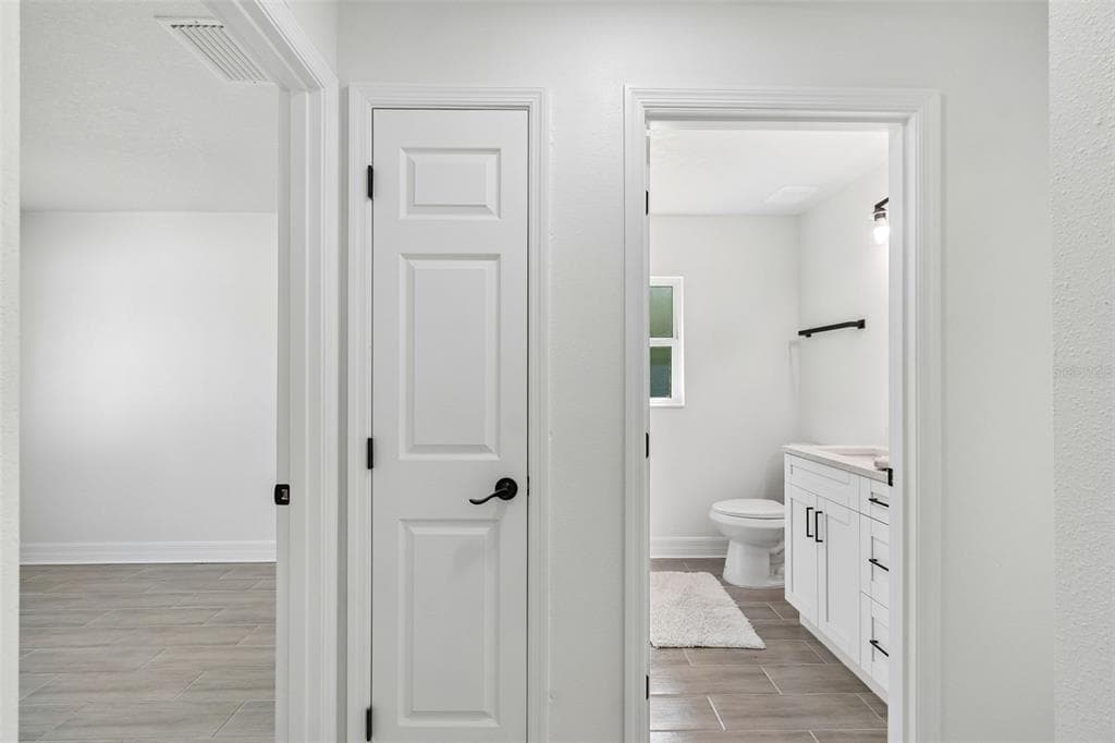 5535 TEVIS TERRACE photo 23