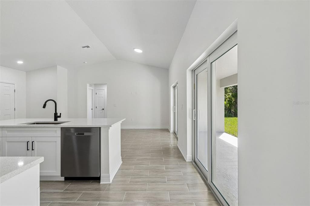 5535 TEVIS TERRACE photo 22