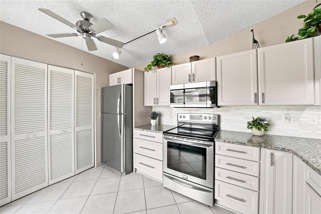 3446 BEEKMAN PLACE 50 photo 11