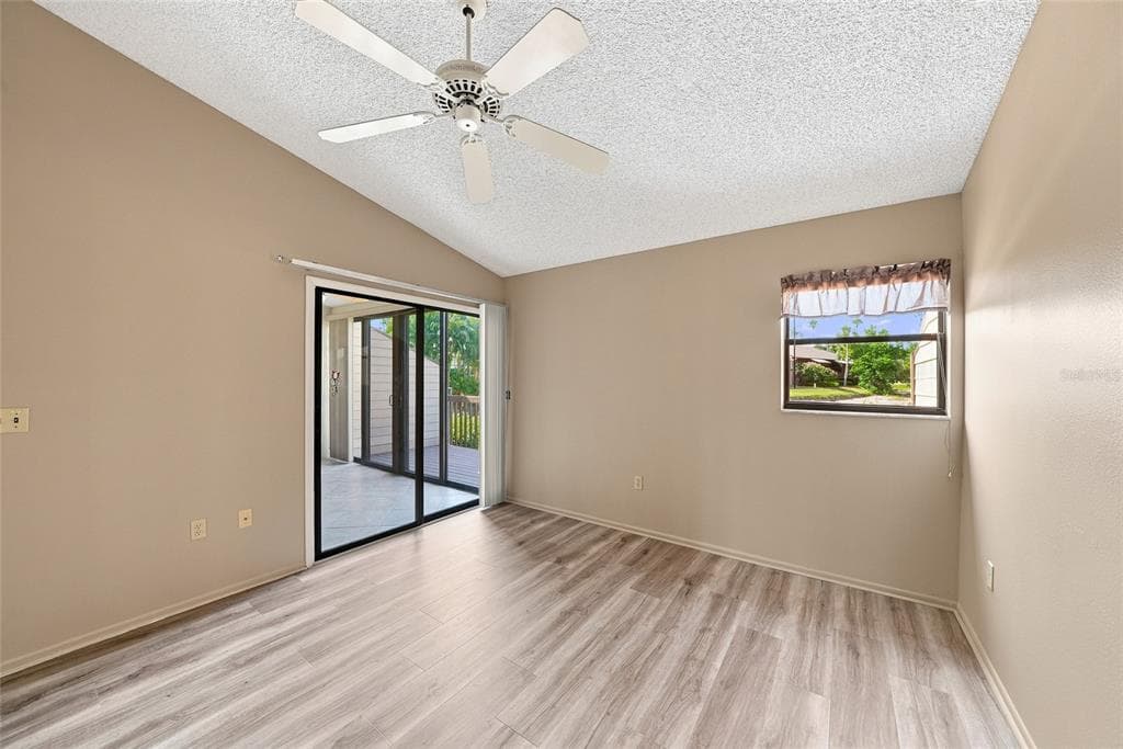 3446 BEEKMAN PLACE 50 photo 21
