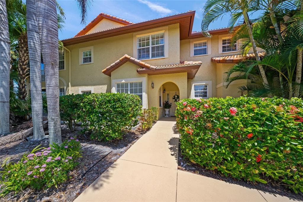 2251 JESSIE HARBOR DRIVE #2101 2