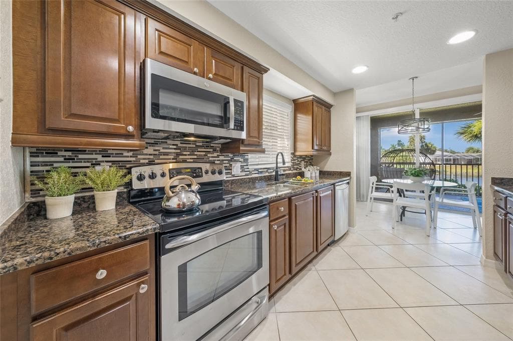 2251 JESSIE HARBOR DRIVE 2101 photo 18