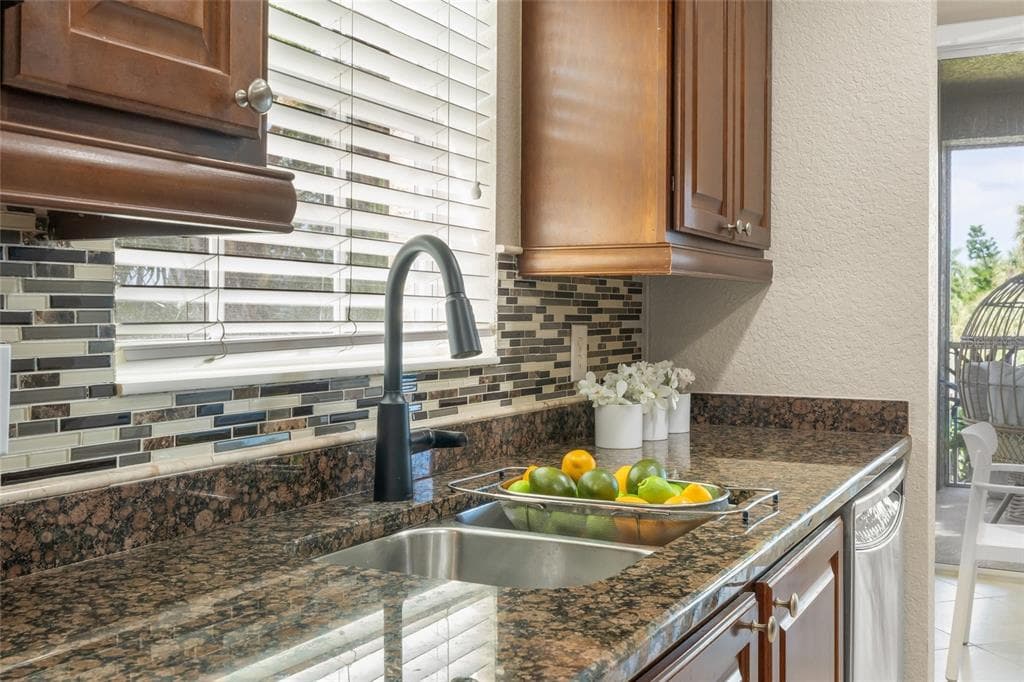 2251 JESSIE HARBOR DRIVE 2101 photo 19